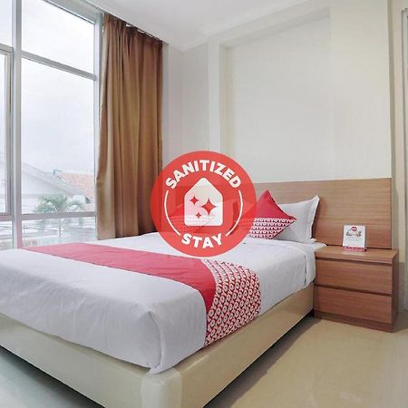 Oyo 415 The Kartini 8 Residence Giacarta Esterno foto