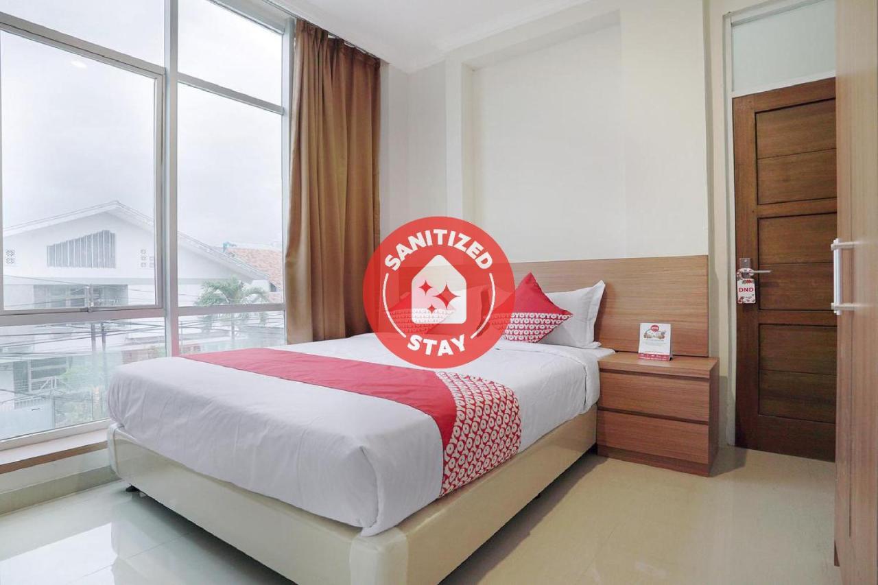 Oyo 415 The Kartini 8 Residence Giacarta Esterno foto